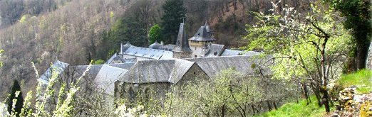 L'abbaye de Bonneval, en Aveyron, tout près d'Espalion.