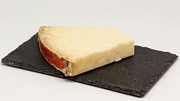Le Fromage laguiole, à marier tout au long du repas.